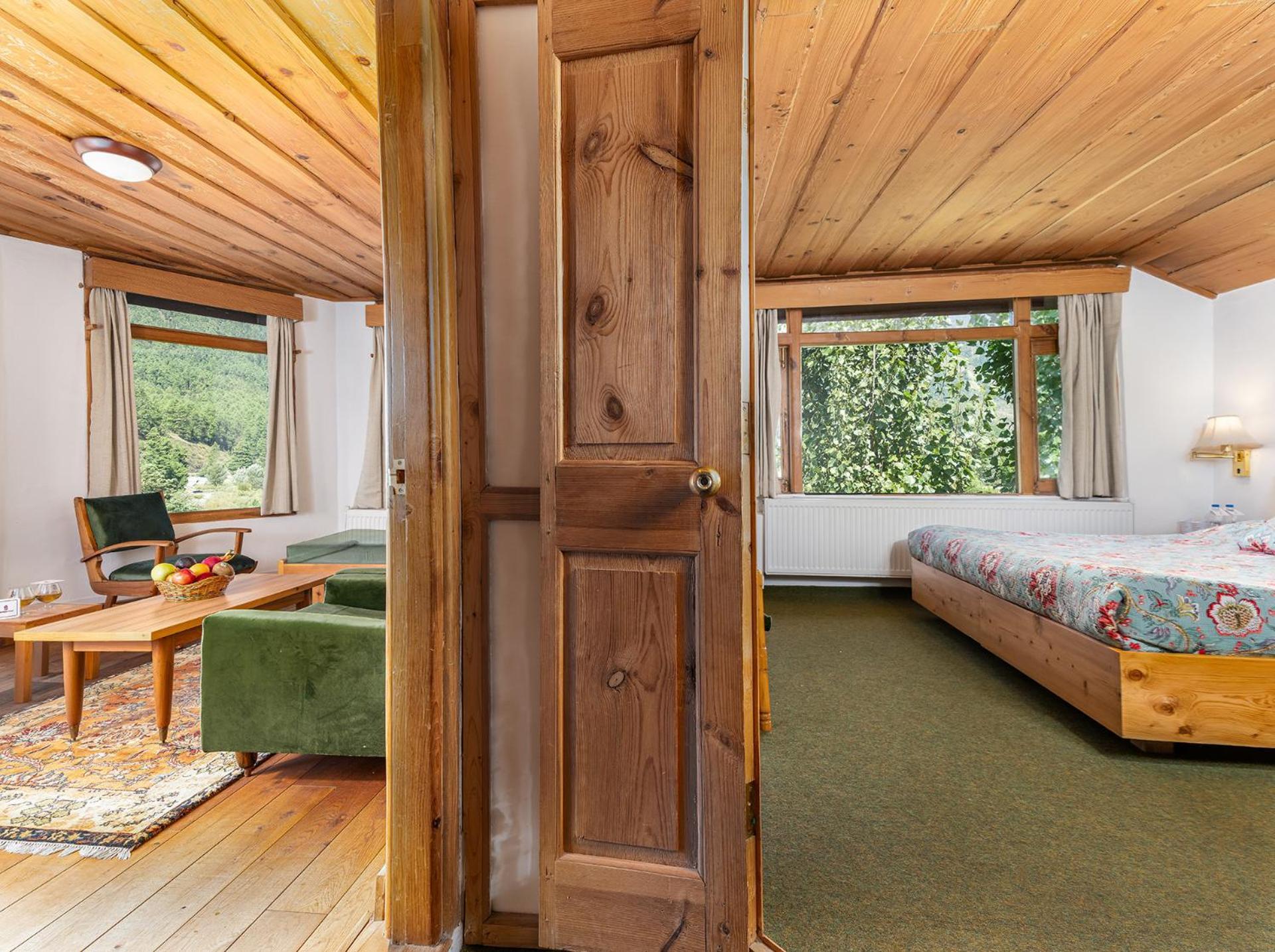 в Pahalgam — 100 кв. м., спальни: 1, собственных ванных: 1 Экстерьер фото