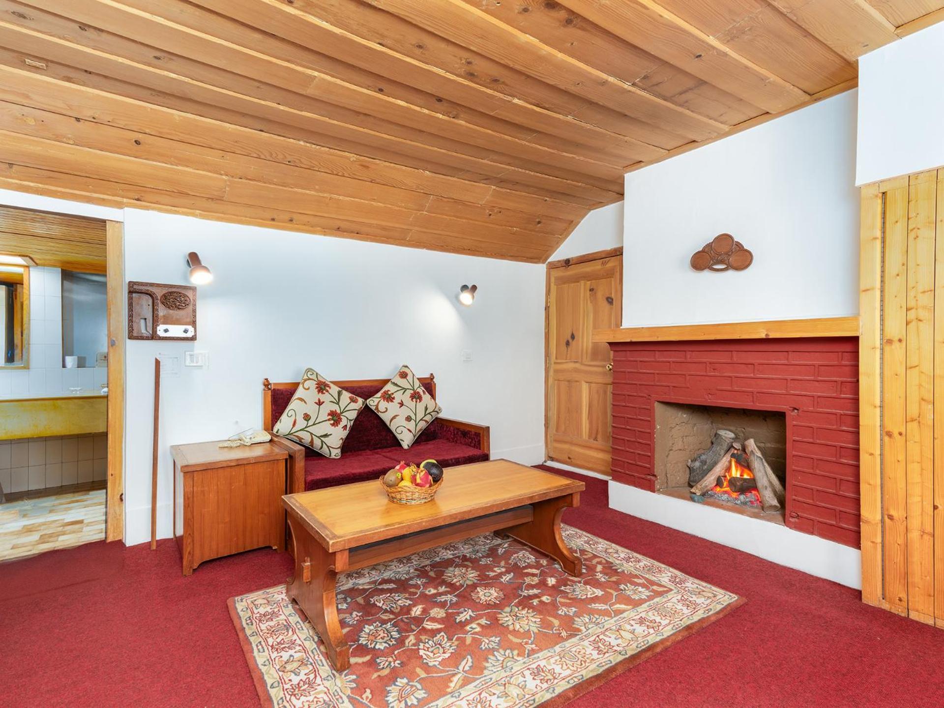 в Pahalgam — 100 кв. м., спальни: 1, собственных ванных: 1 Экстерьер фото